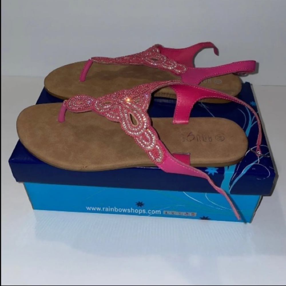 Slippers - Picture 3 of 7